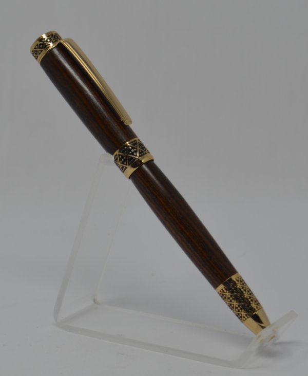 Sculpted Pen